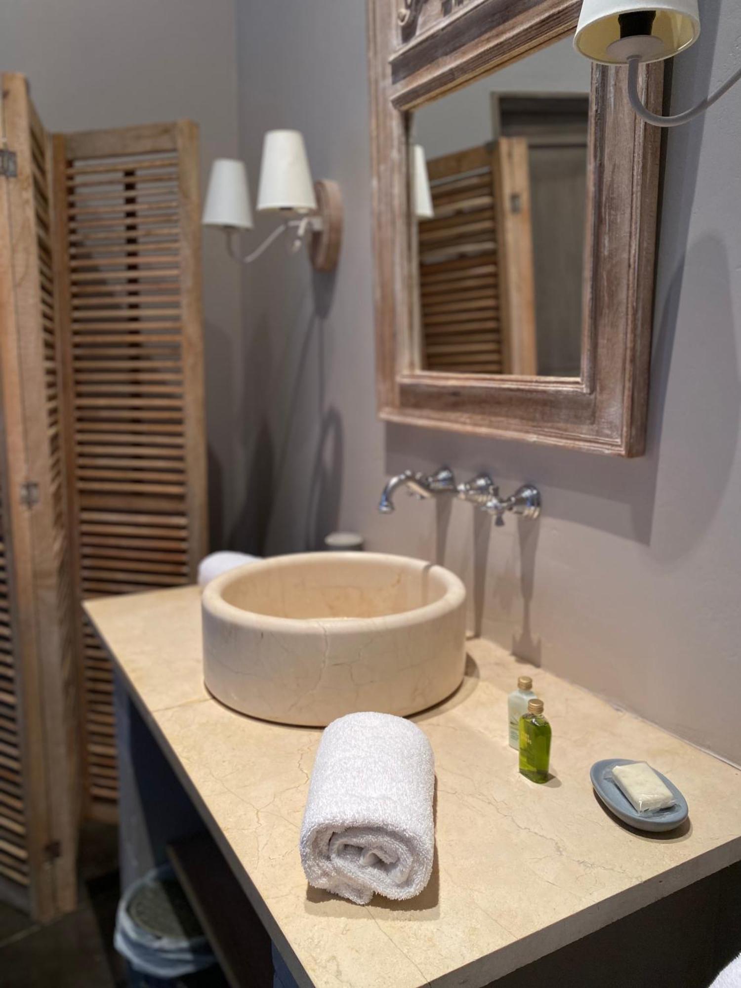 Hotel Les Jardins De La Tour à Châtillon-sur-Chalaronne Extérieur photo